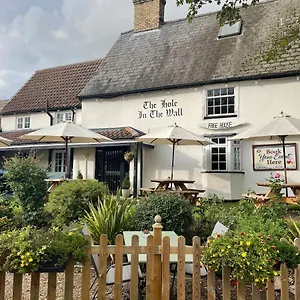 Gasthof The Hole In The 